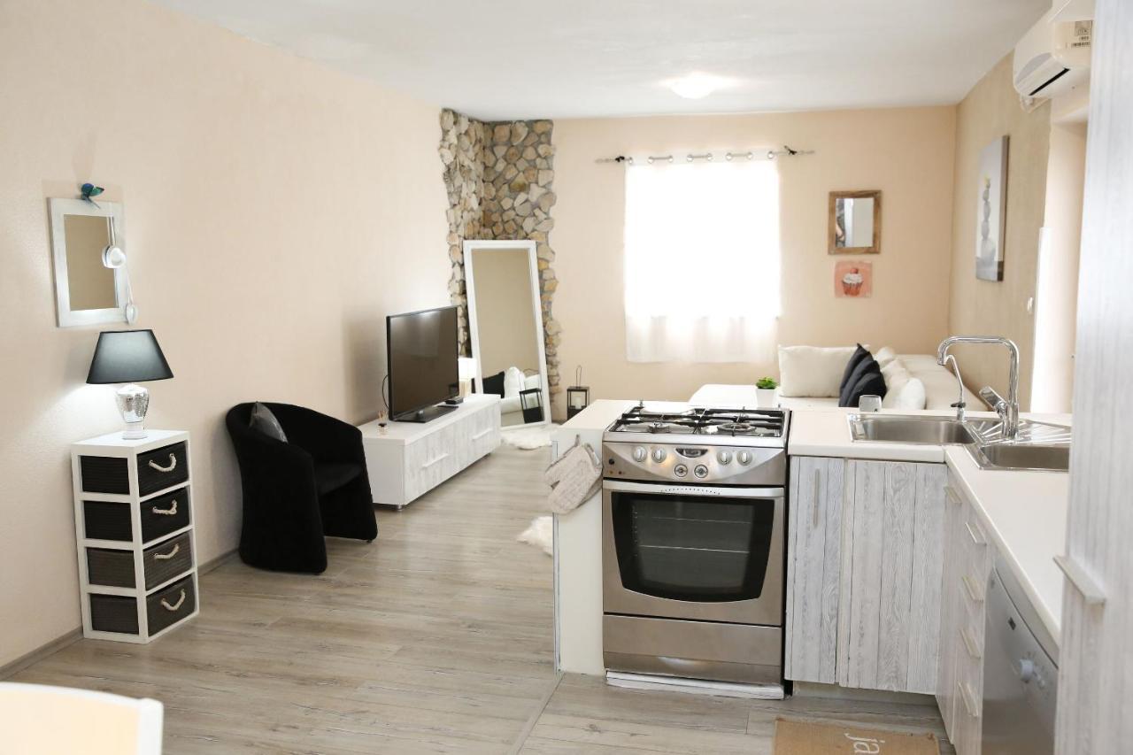 Apartment Tina Vodice Luaran gambar